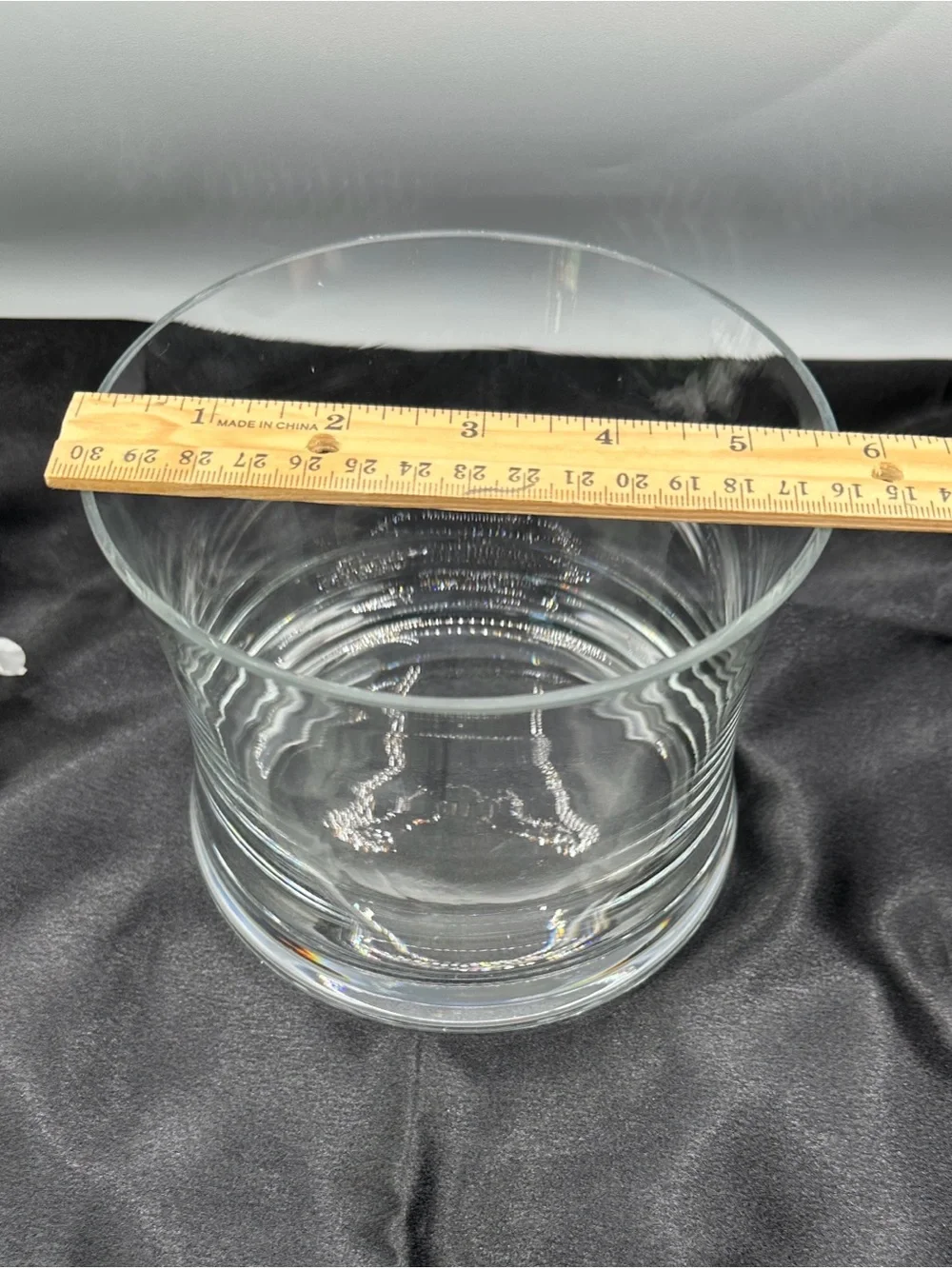 Pier 1 Imports 6 Shot Glasse Chillers in Clear Glass Ice Bucket.